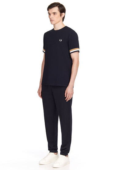 Футболка FRED PERRY