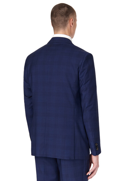 Классический костюм CORNELIANI