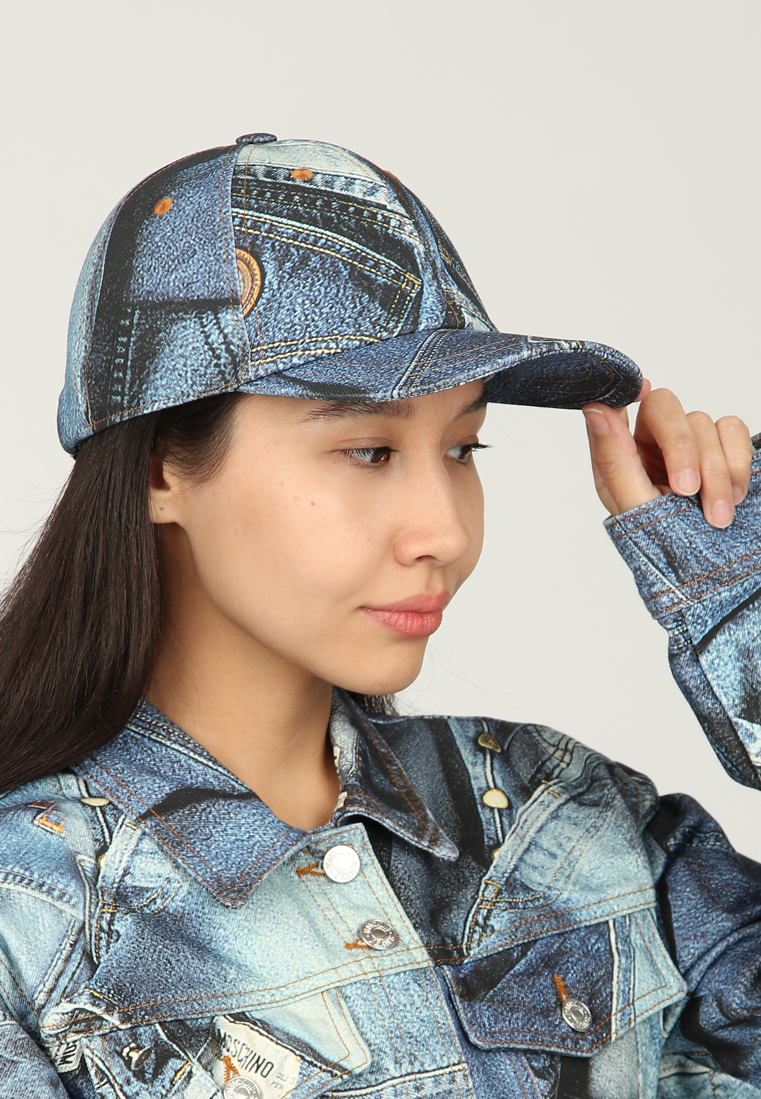 Бейсболка с принтом MOSCHINO JEANS - ИТАЛИЯ
