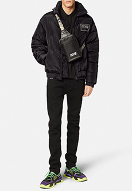 Короткий пуховик с логотипом  VERSACE JEANS COUTURE