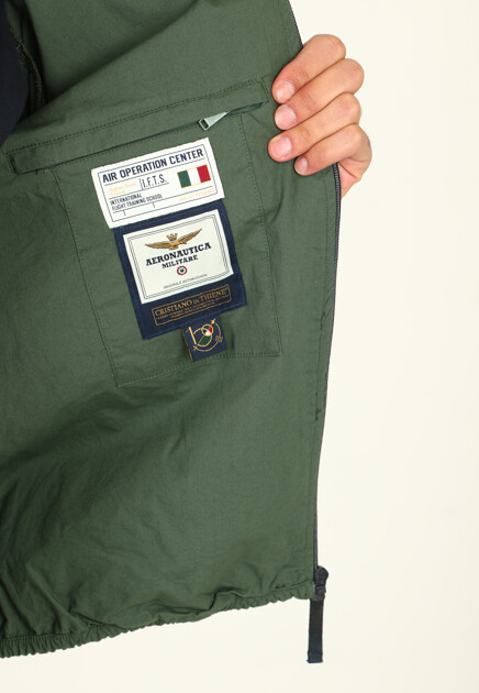 Ветровка с логотипом AERONAUTICA MILITARE