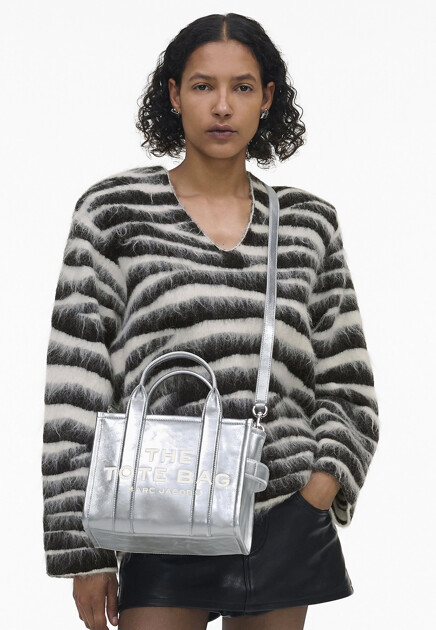 Сумка-тоут The Metallic Leather Small Tote Bag MARC JACOBS - США