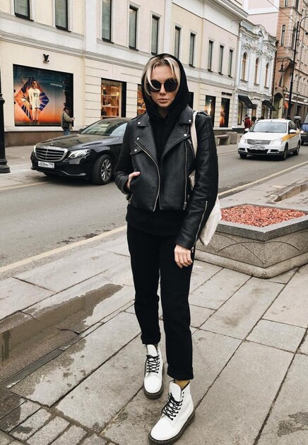 Белые ботинки 1460 Dr. MARTENS