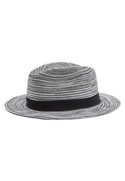 Черная шляпа EMPORIO ARMANI - ИТАЛИЯ