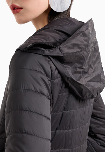 Стёганая куртка  EMPORIO ARMANI