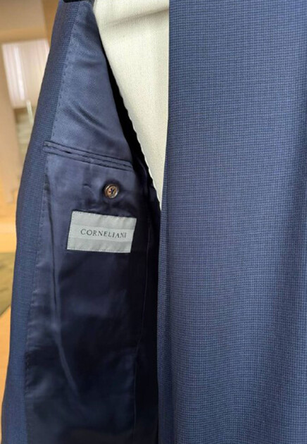 Костюм CORNELIANI - ИТАЛИЯ
