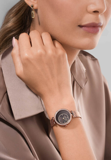 Розовые часы CERRUTI 1881 - ФРАНЦИЯ
