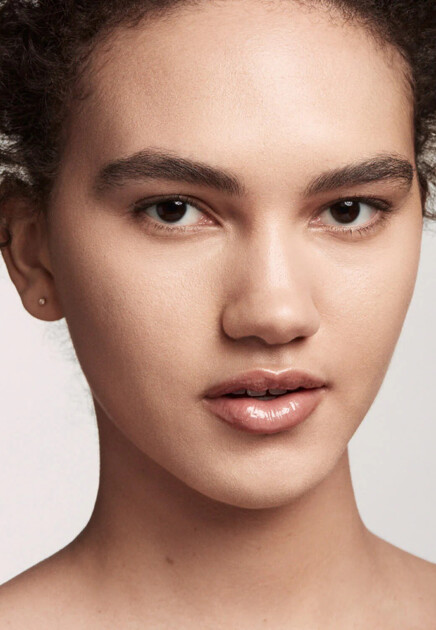 Стойкая матовая тональная основа FENTY BEAUTY BY RIHANNA 