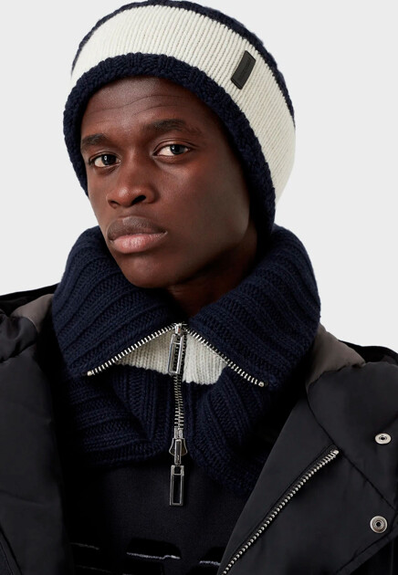 Шапка EMPORIO ARMANI  - Вискоза, Шерсть - цвет черный