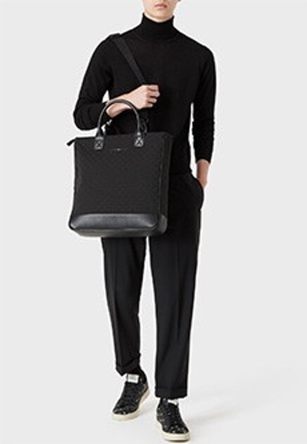 Черная водолазка EMPORIO ARMANI