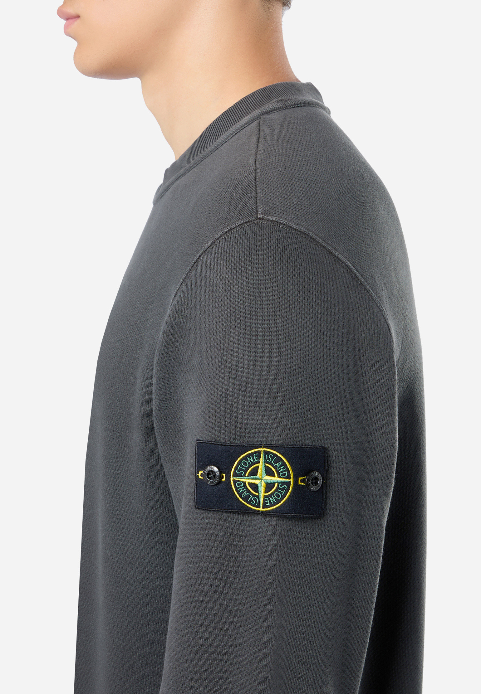 Свитшот с нашивкой  STONE ISLAND