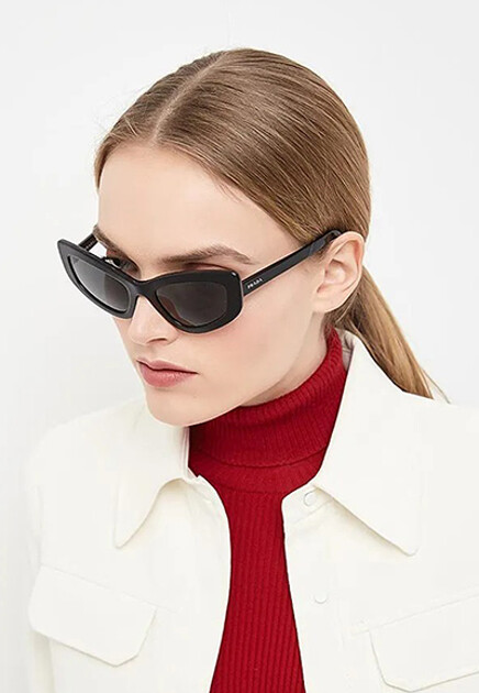 Черные очки PRADA sunglasses