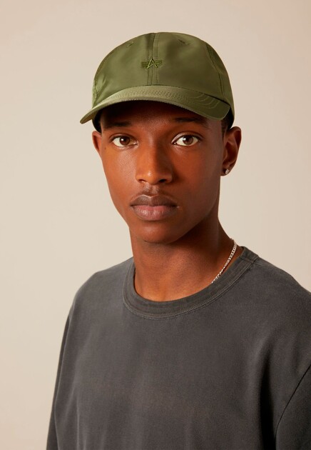 Бейсболка с вышитым логотипом ALPHA INDUSTRIES - США