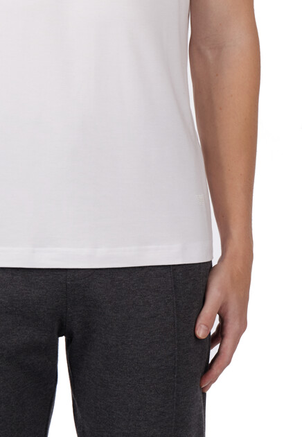 Футболка EMPORIO ARMANI