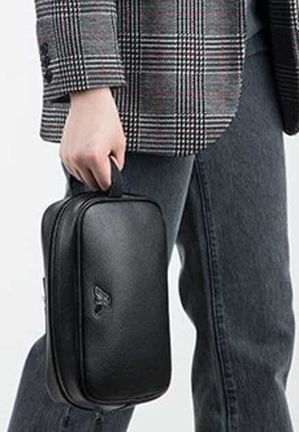 Черная сумка EMPORIO ARMANI