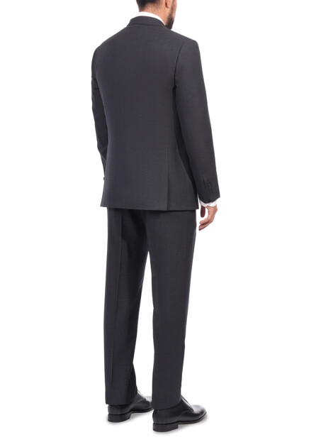 Костюм BRIONI  50 размера - цвет серый