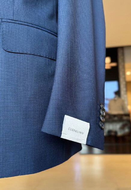 Костюм CORNELIANI