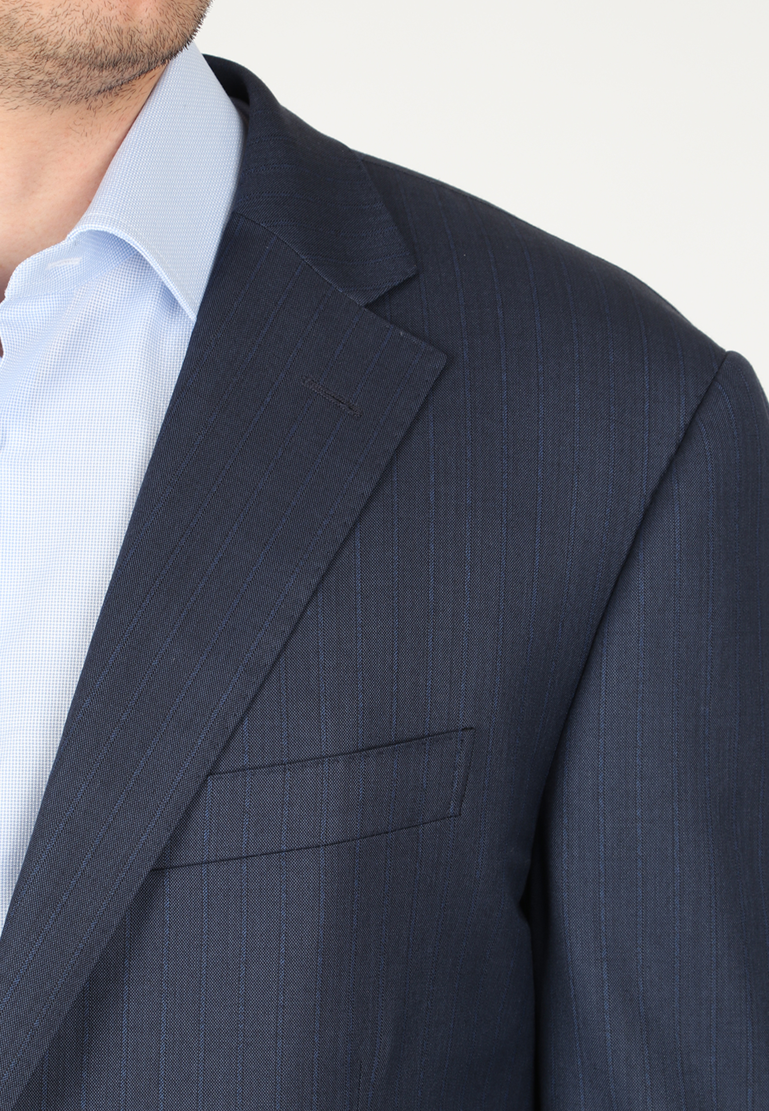 Классический костюм CORNELIANI