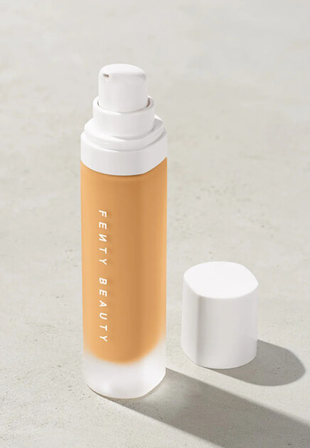Стойкая матовая тональная основа Pro Filt’r Soft Matte FENTY BEAUTY BY RIHANNA