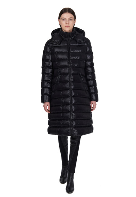 Стеганый глянцевый пуховик MONCLER - ИТАЛИЯ
