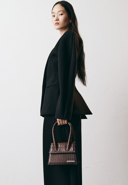 Сумка The medium Chiquito JACQUEMUS