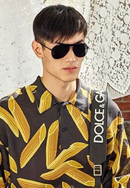 Черные очки  sunglasses DOLCE&GABBANA