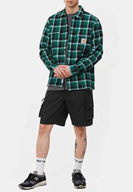 Шорты с накладными карманами CARHARTT WIP