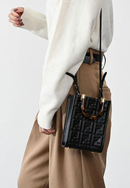 Мини-сумка с текстурным мотивом  FENDI