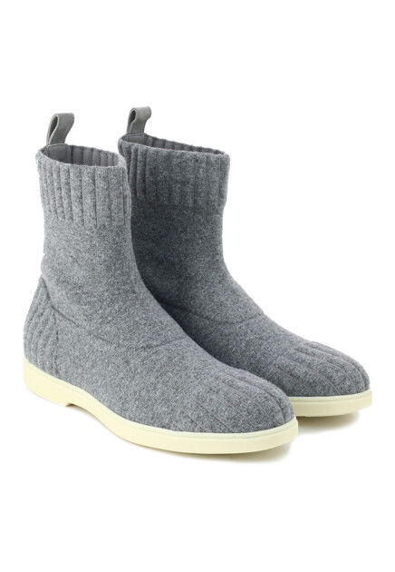 Серые ботинки SANTONI