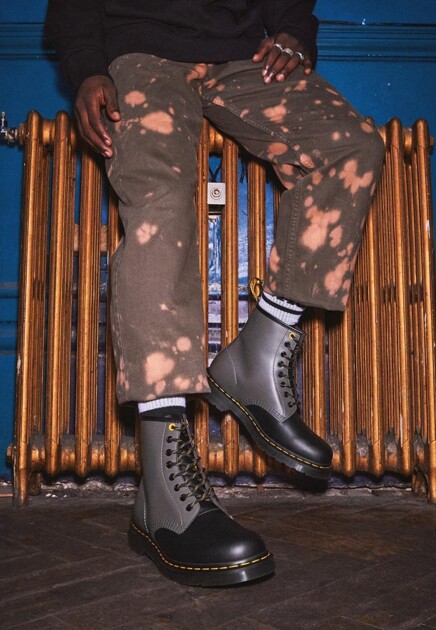 Ботинки Dr. MARTENS  - Кожа
