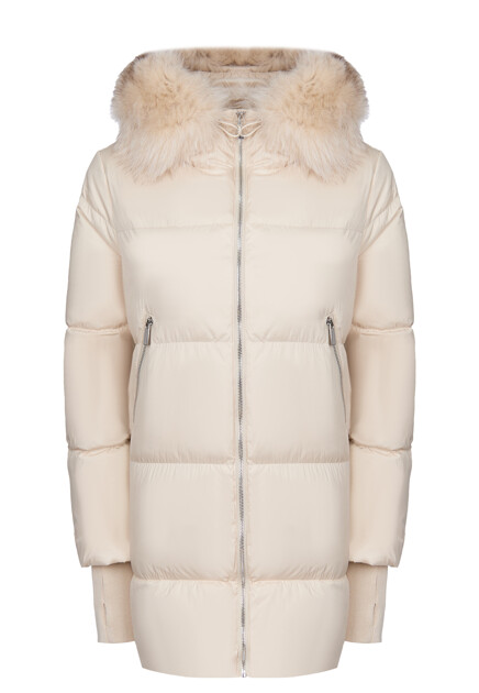 Пуховик с меховым капюшоном  MAX&MOI