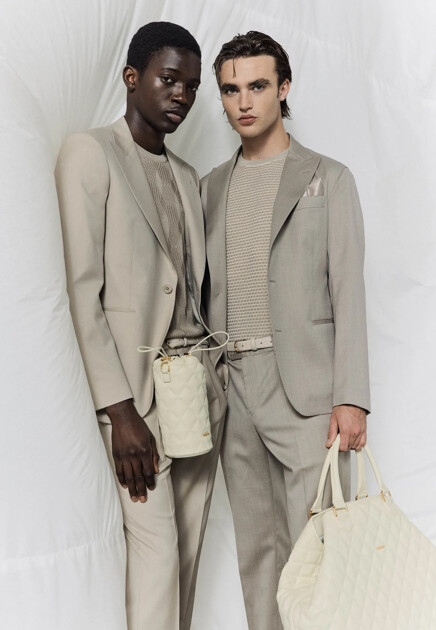 Футболка EMPORIO ARMANI  - Лиоцелл, Акрил