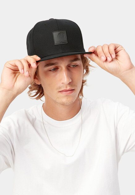 Бейсболка с нашивкой  CARHARTT WIP - США