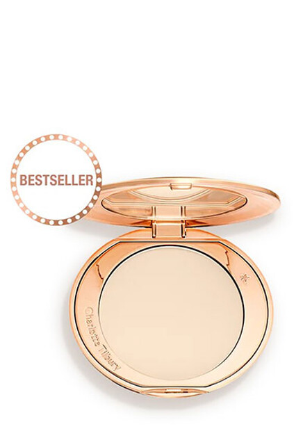 Бежевая пудра для лица CHARLOTTE TILBURY