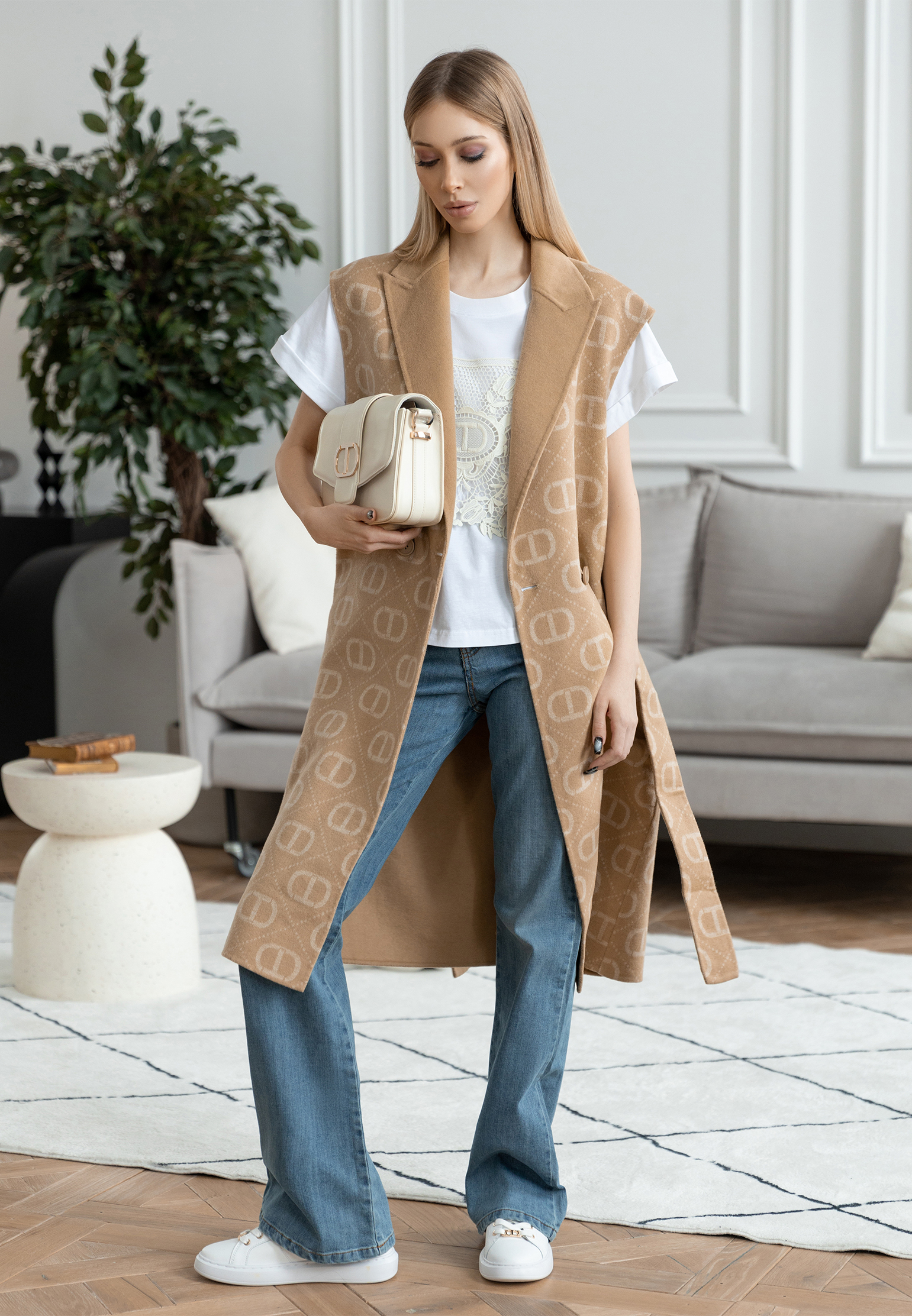 Утепленный жилет  TWINSET Milano - ИТАЛИЯ