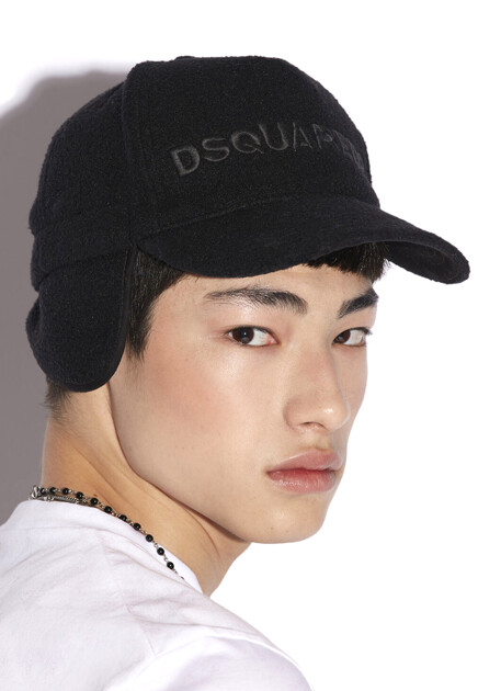 Бейсболка с вышитым логотипом  DSQUARED2