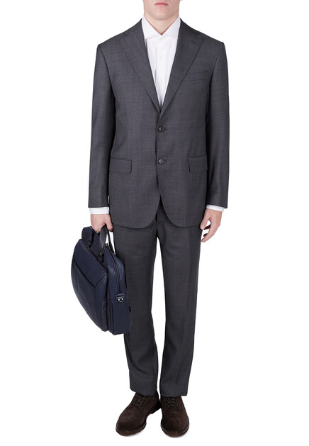 Классический костюм CORNELIANI