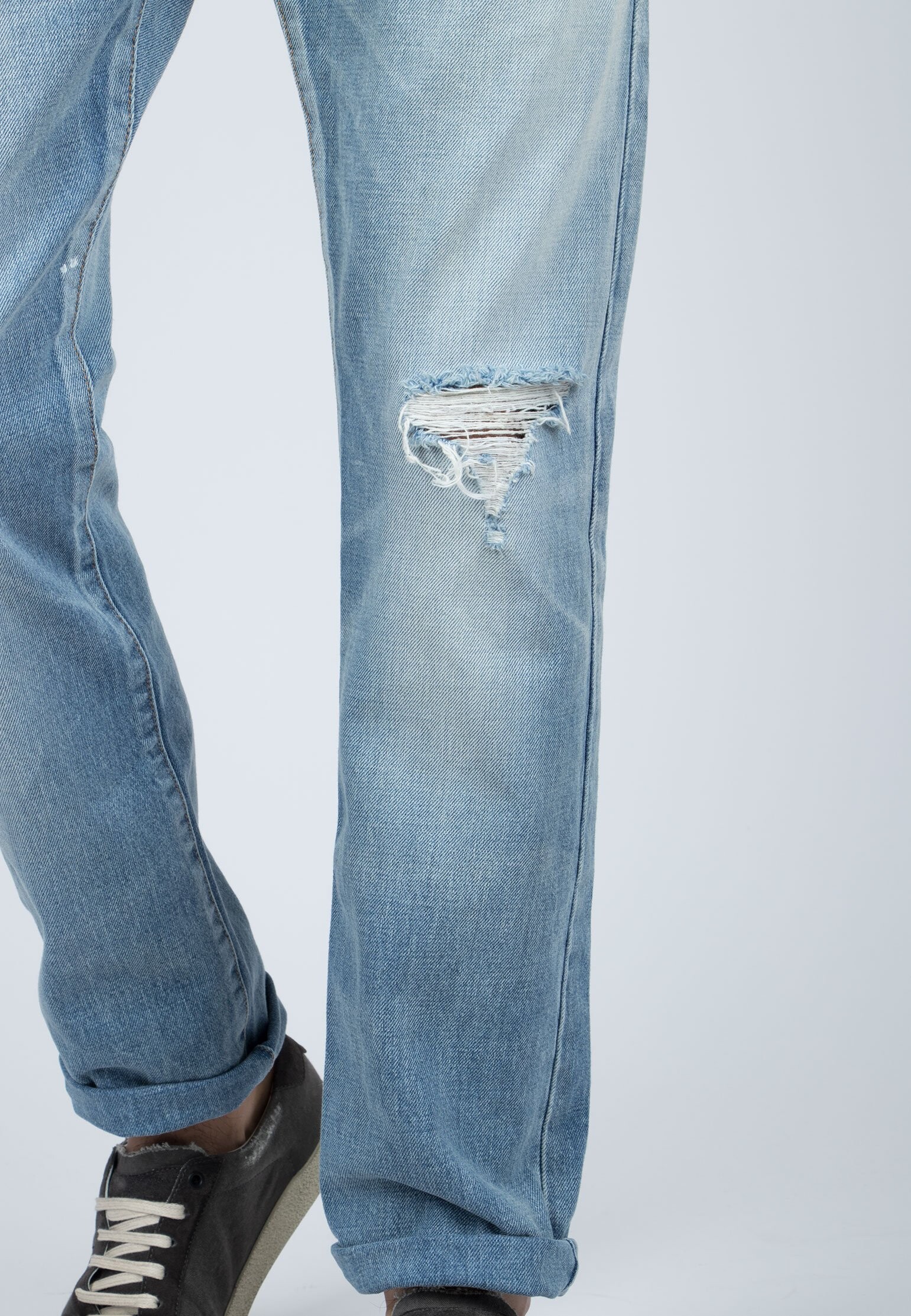 Джинсы SAINT LAURENT 107416