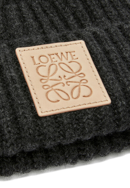 Шапка LOEWE  - Кашемир - цвет черный