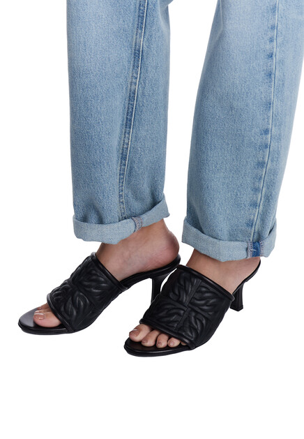 Черные мюли с объемным рисунком CASADEI - ИТАЛИЯ