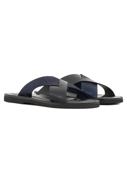 Сланцы EMPORIO ARMANI - ИТАЛИЯ