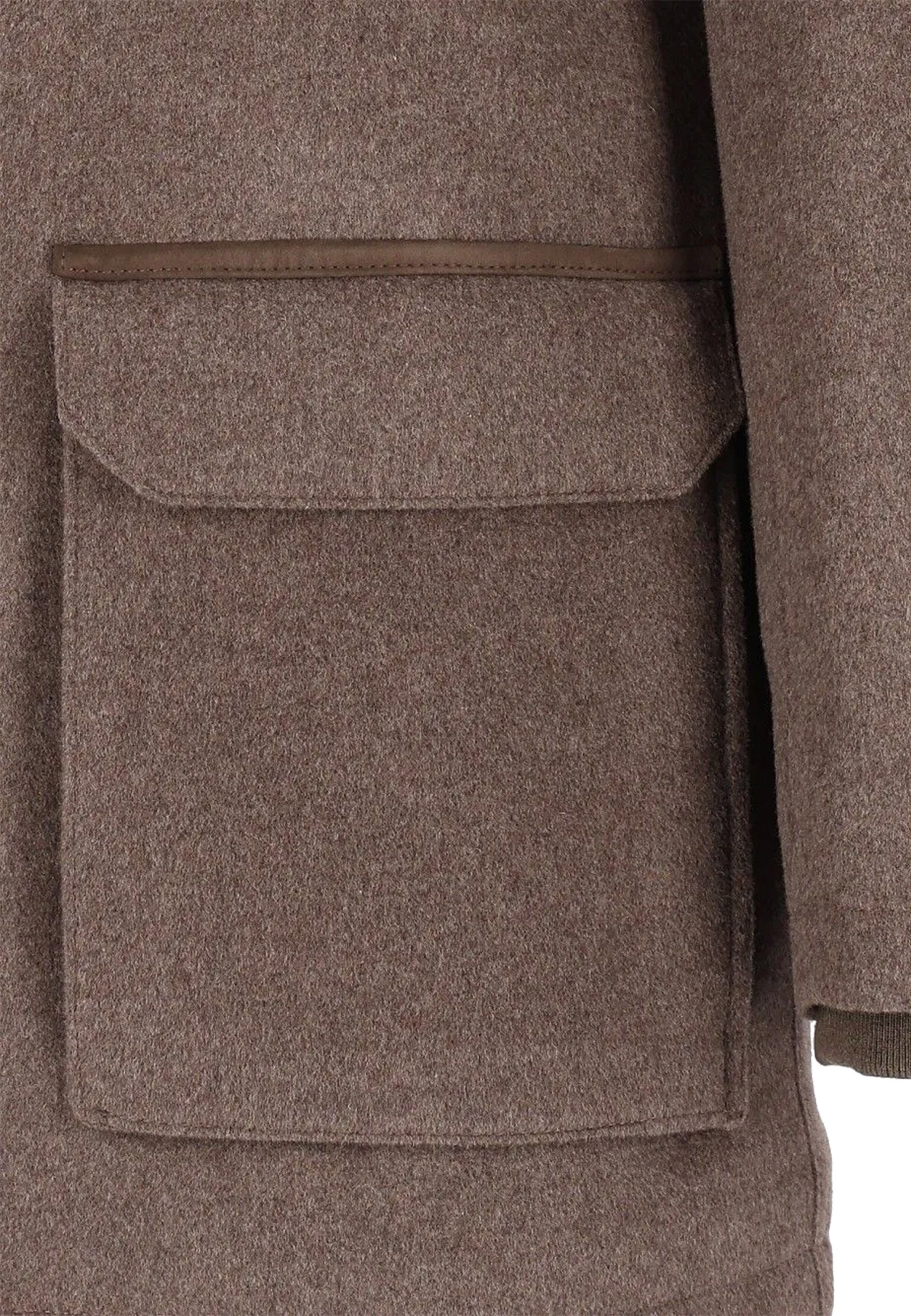 Куртка с карманом CORNELIANI  50 размера