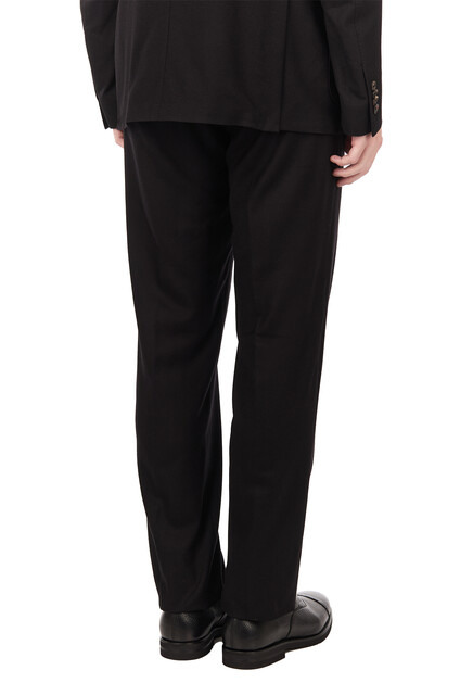 Костюм CORNELIANI  48 размера - цвет черный