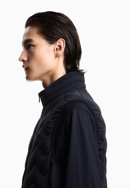 Жилет EMPORIO ARMANI 202698