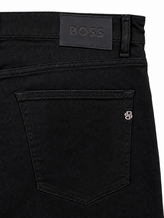 Джинсы BOSS